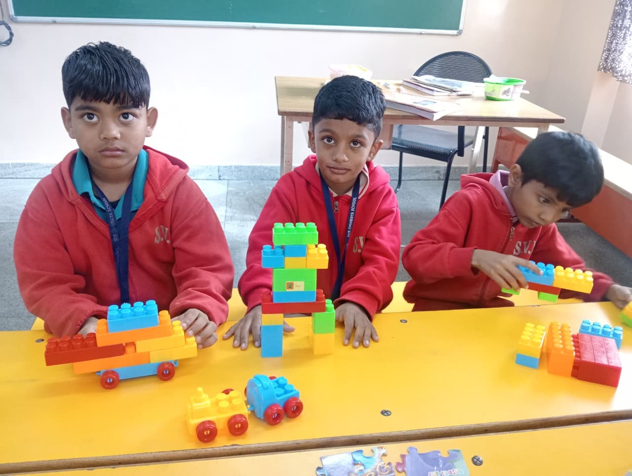 Puzzles & Blocks Activity